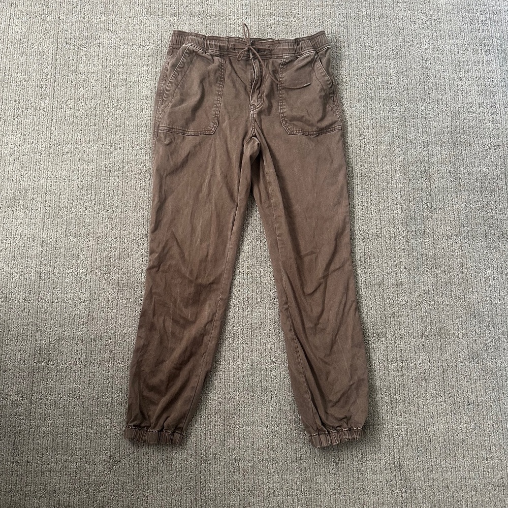 Women’s American Eagle size 10 long brown jogger jeans